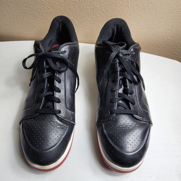 Nike Air Jordan Mens |16| Black Leather Classic 82 Low Top Sneakers main image 7